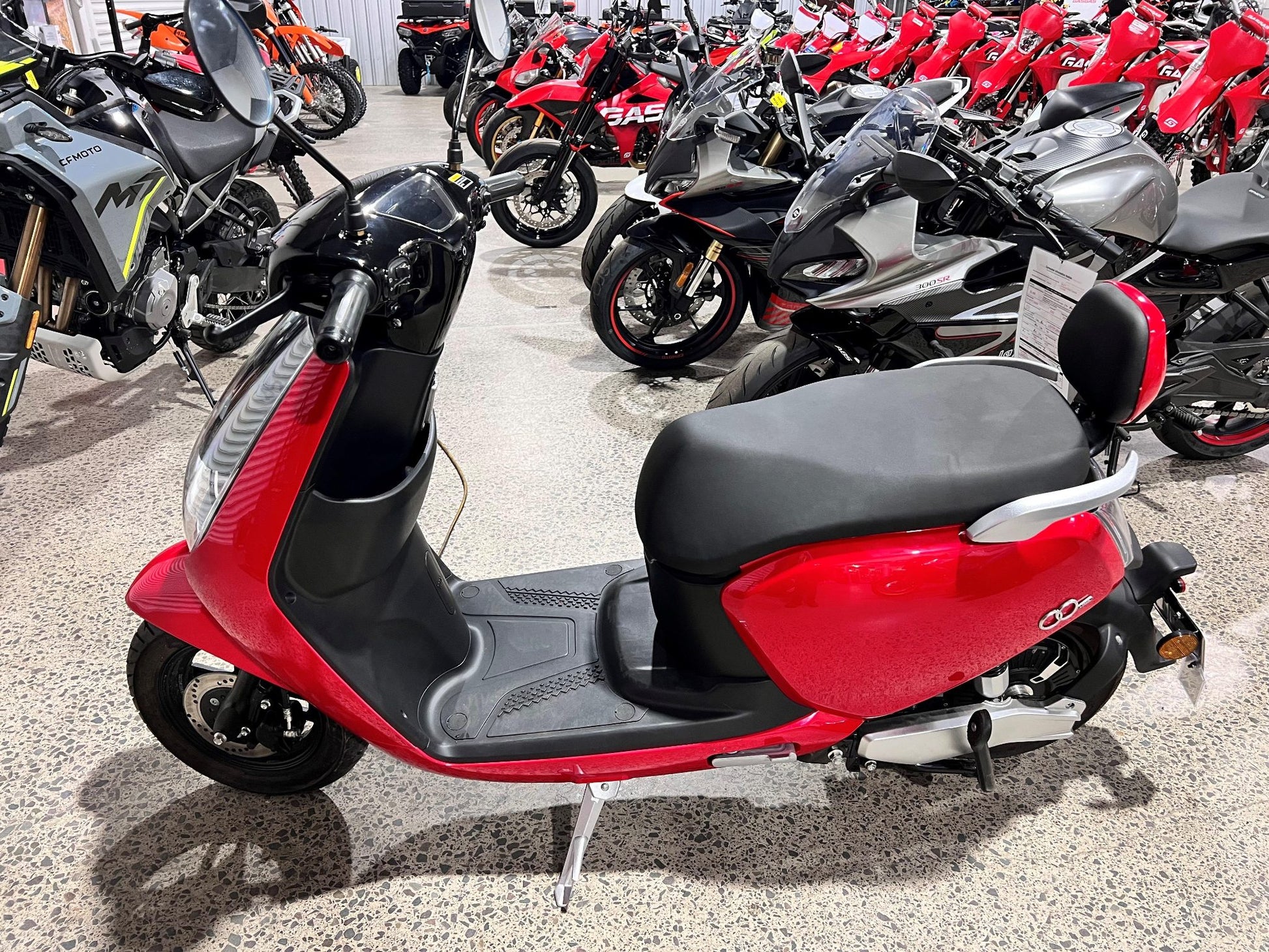 LIMA M9 ELECTRIC SCOOTER