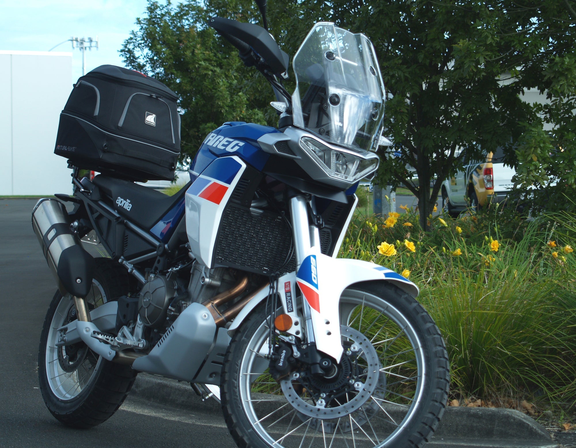 Aprilia Tuareg 660 (22 - >)